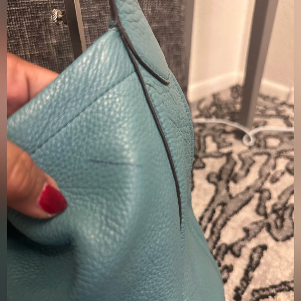 COACH AVERY LEATHER HOBO - Picture 4 of 11